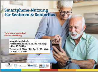 Ein Ehepaar schaut auf das Smartphone.